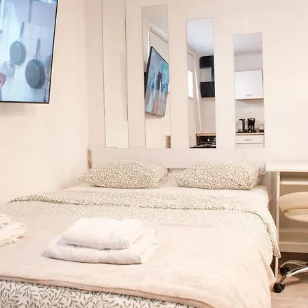 Cozy In Tresnjevka Apartment Zagreb