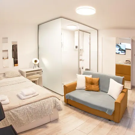 Cozy In Tresnjevka Apartment Zagreb